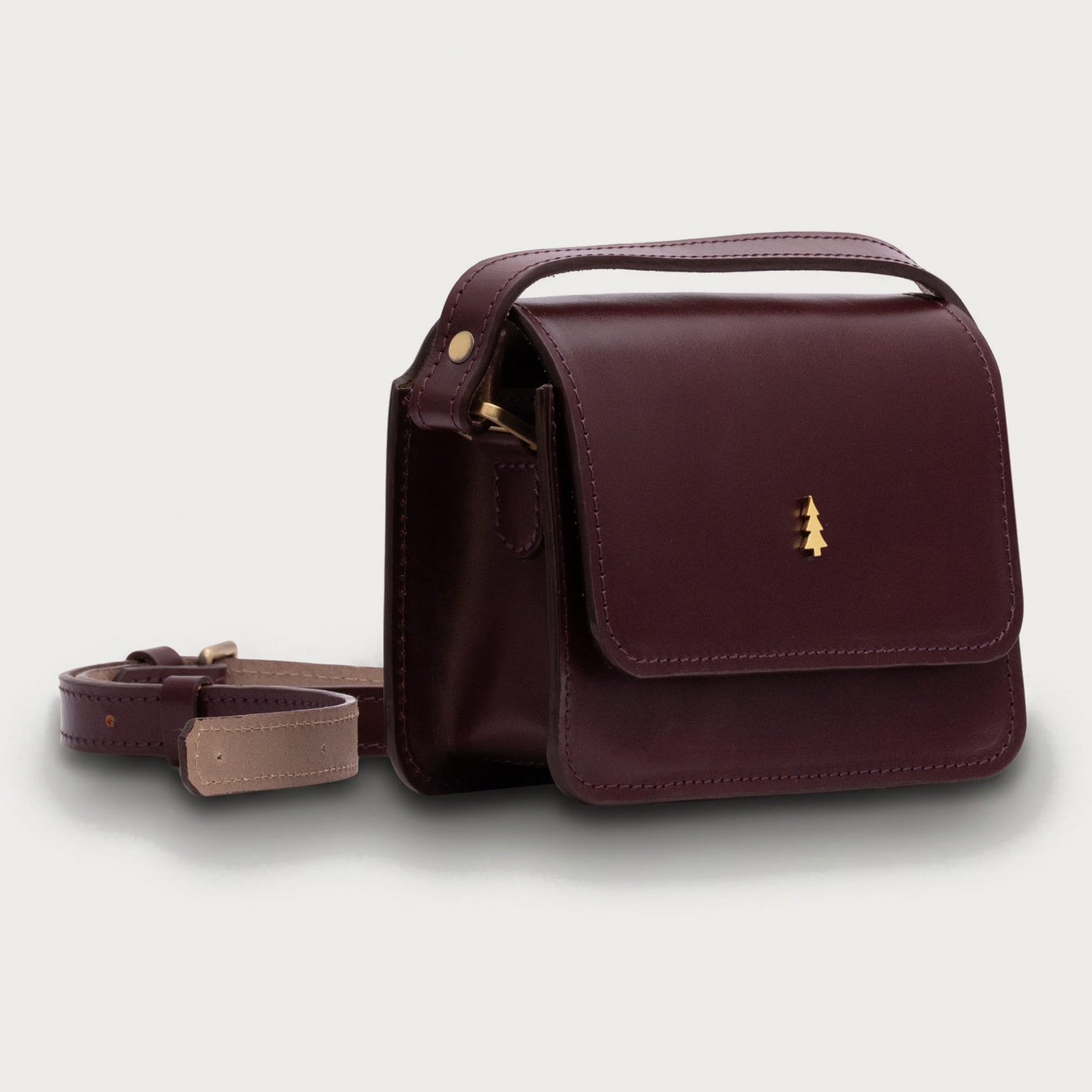 ARAS PINE Devon Crossbody — burgundy, side — leather crossbody bag (side view), handmade in Türkiye